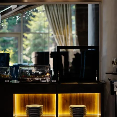 Resort Westhills Town &