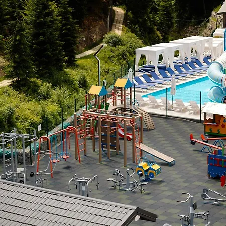 Westhills Town & Resort 5*