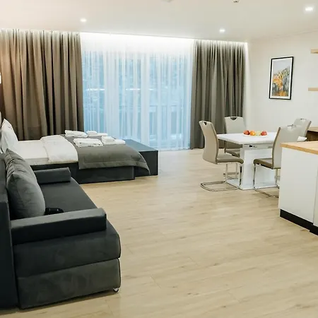 Rezort Westhills Town &