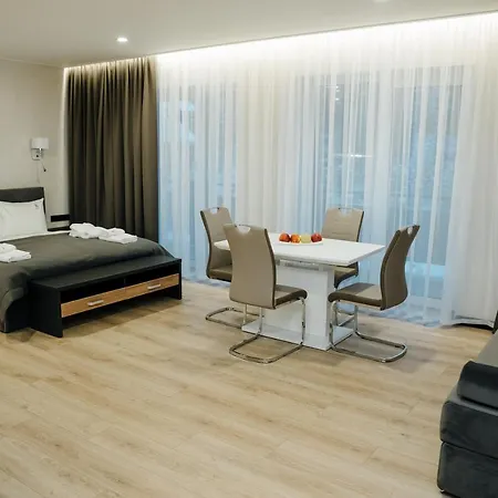 Rezort Westhills Town & 5*