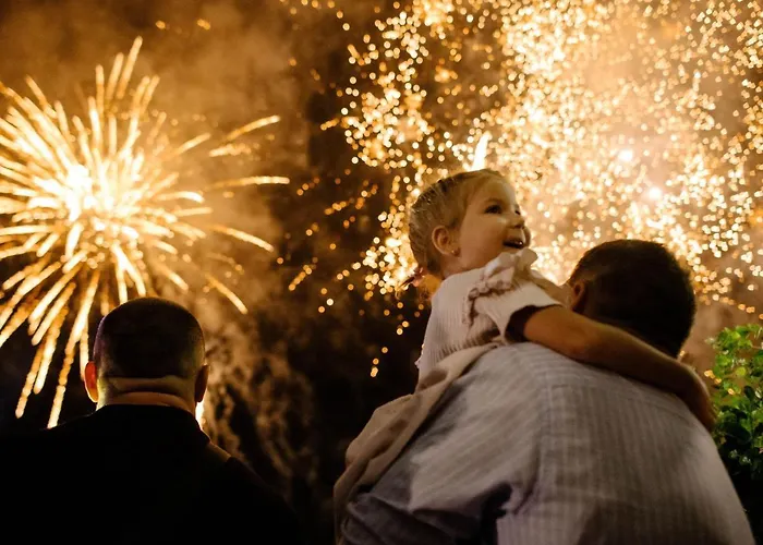 Westhills Town & אתר נופש