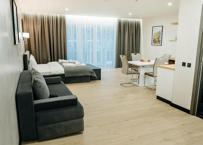 度假村 Westhills Town &