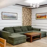 Westhills Town & 5*